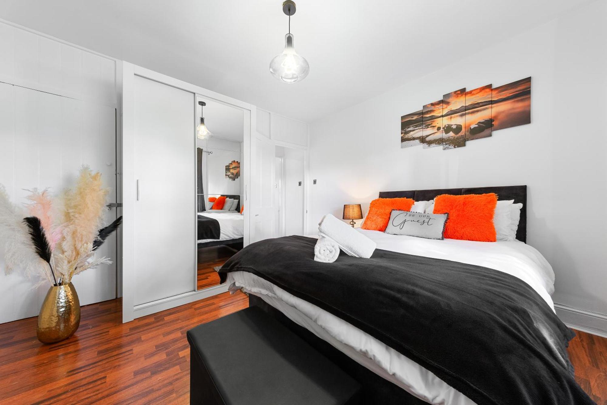 The Hogwarts Retreat - Cinema Room - Special May Offer - 25Th - 31St Watford  Exteriér fotografie