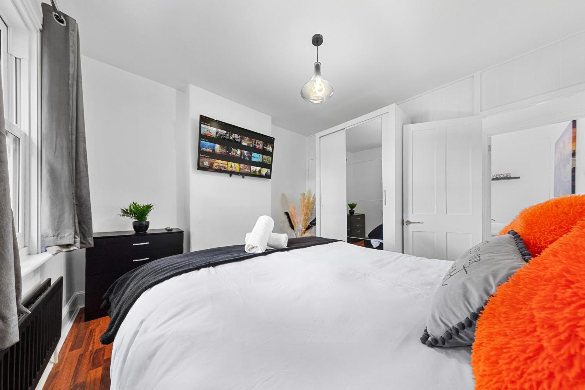 The Hogwarts Retreat - Cinema Room - Special May Offer - 25Th - 31St Watford  Exteriér fotografie