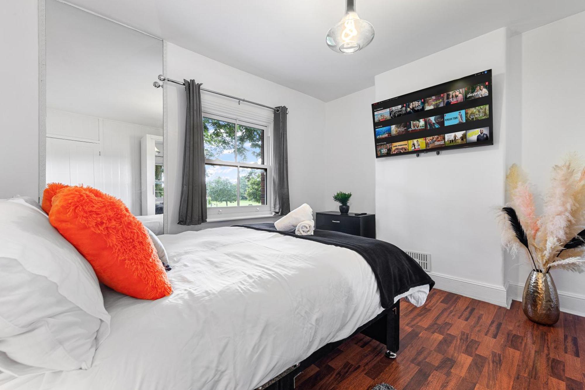 The Hogwarts Retreat - Cinema Room - Special May Offer - 25Th - 31St Watford  Exteriér fotografie