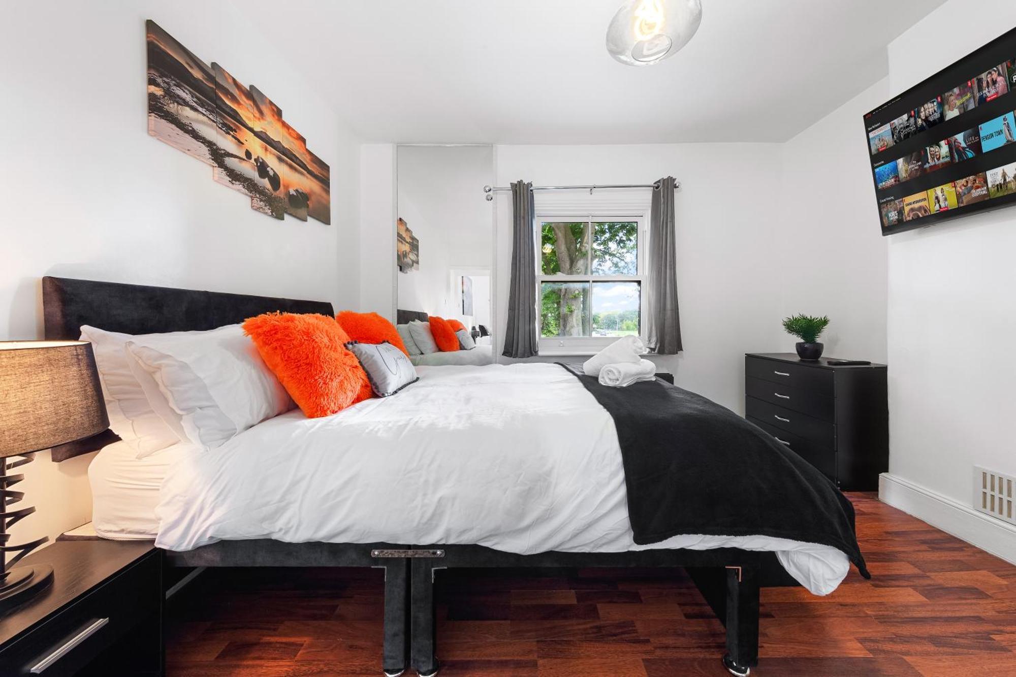 The Hogwarts Retreat - Cinema Room - Special May Offer - 25Th - 31St Watford  Exteriér fotografie