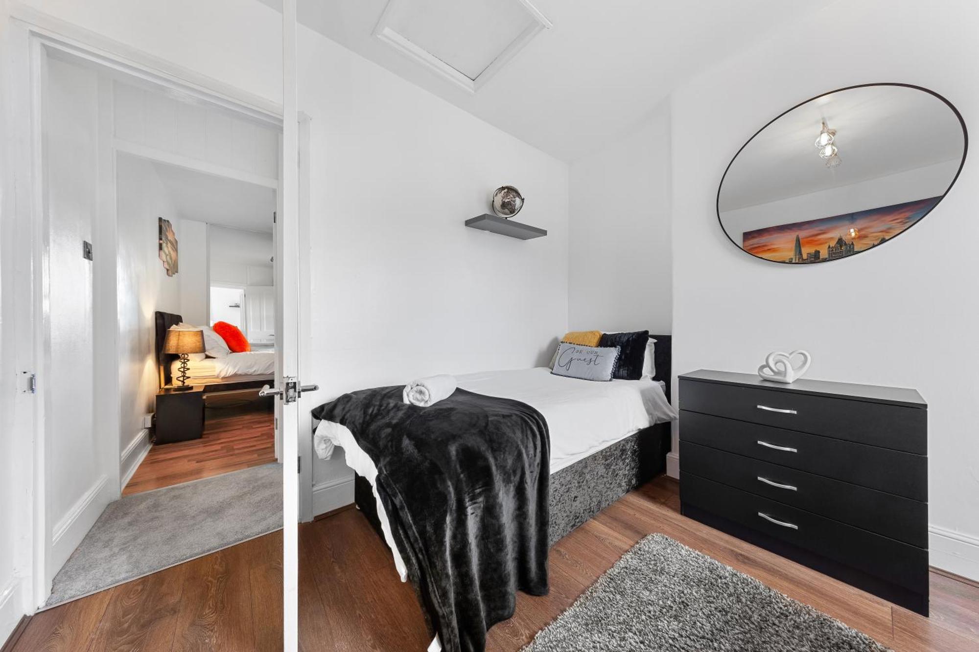 The Hogwarts Retreat - Cinema Room - Special May Offer - 25Th - 31St Watford  Exteriér fotografie