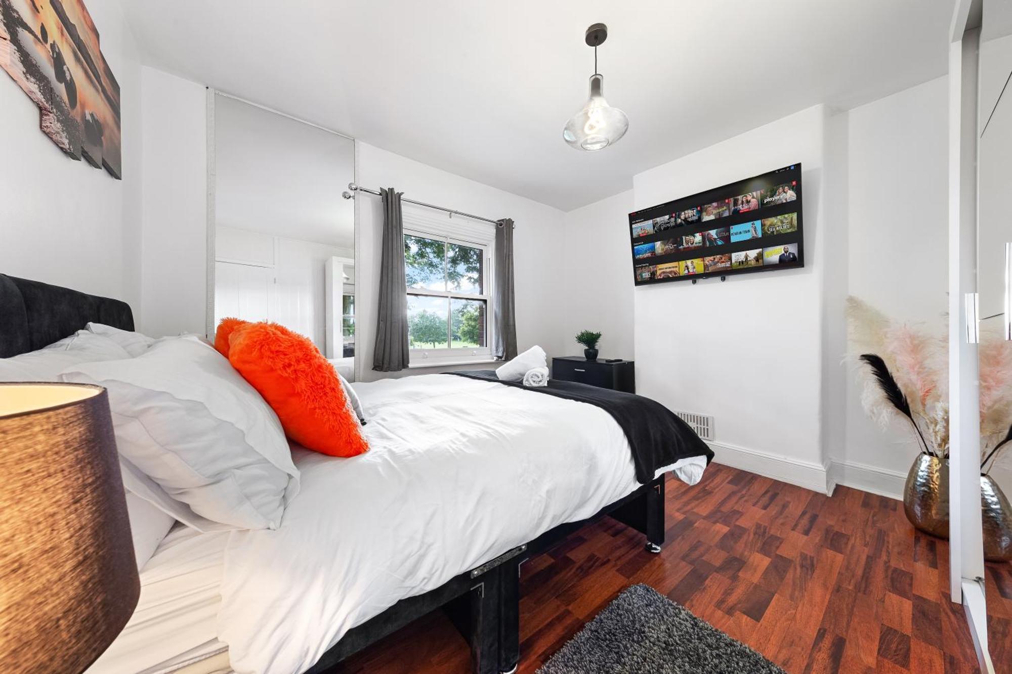 The Hogwarts Retreat - Cinema Room - Special May Offer - 25Th - 31St Watford  Exteriér fotografie
